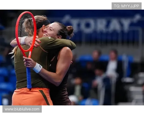 泛太赛女双:巴博斯 斯特凡尼 6-46-3 夺冠